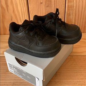 Toddler Nike force shoes